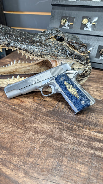 GUN GRIPS / CACHAS PARA PISTOLA