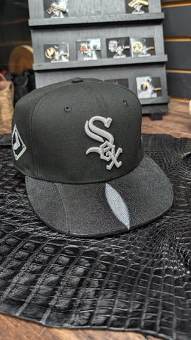 CUSTOM CHICAGO MANTARRAYA LEATHER SNAPBACK HAT 💯 ORIGINAL