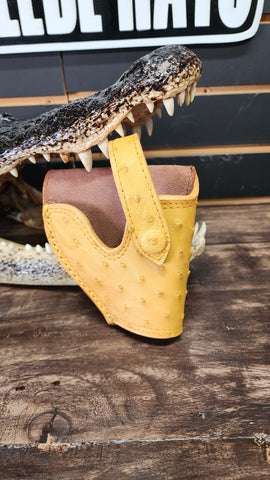 CUSTOM 1911 OSTRICH HOLSTER IN BUTTERCUP / FUNDA DE AVESTRUZ MANTEQUILLA