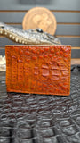 BURNT ORANGE CROCODILE HORNBACK WALLET / CARTERA DE COCODRILO NUKA